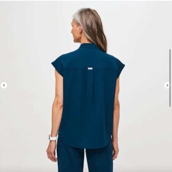 FIGS Rafaela Scrub Top – Deep Reef | Size M | NWT (PO# 4891 Limited Edition) - Picture 9 of 9